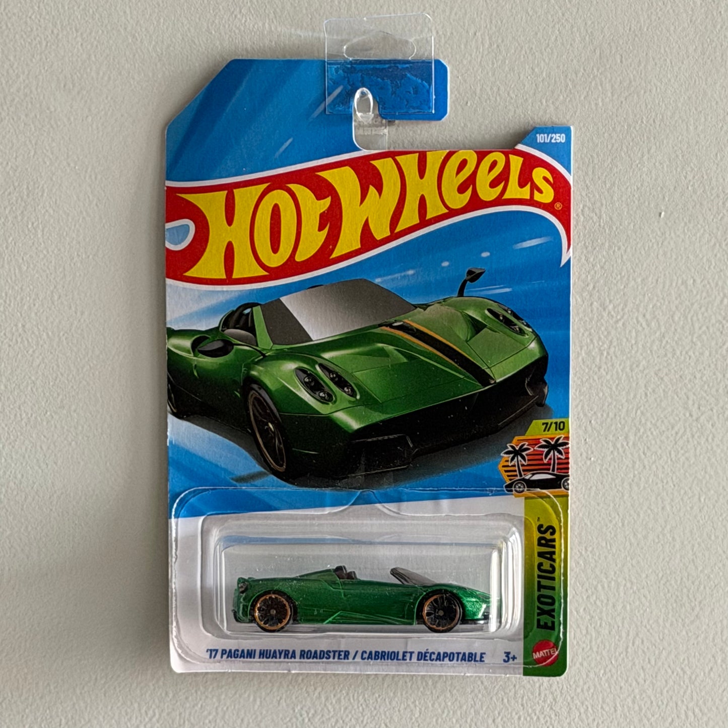 Hot Wheels 2017 Pagani Huayra Roadster