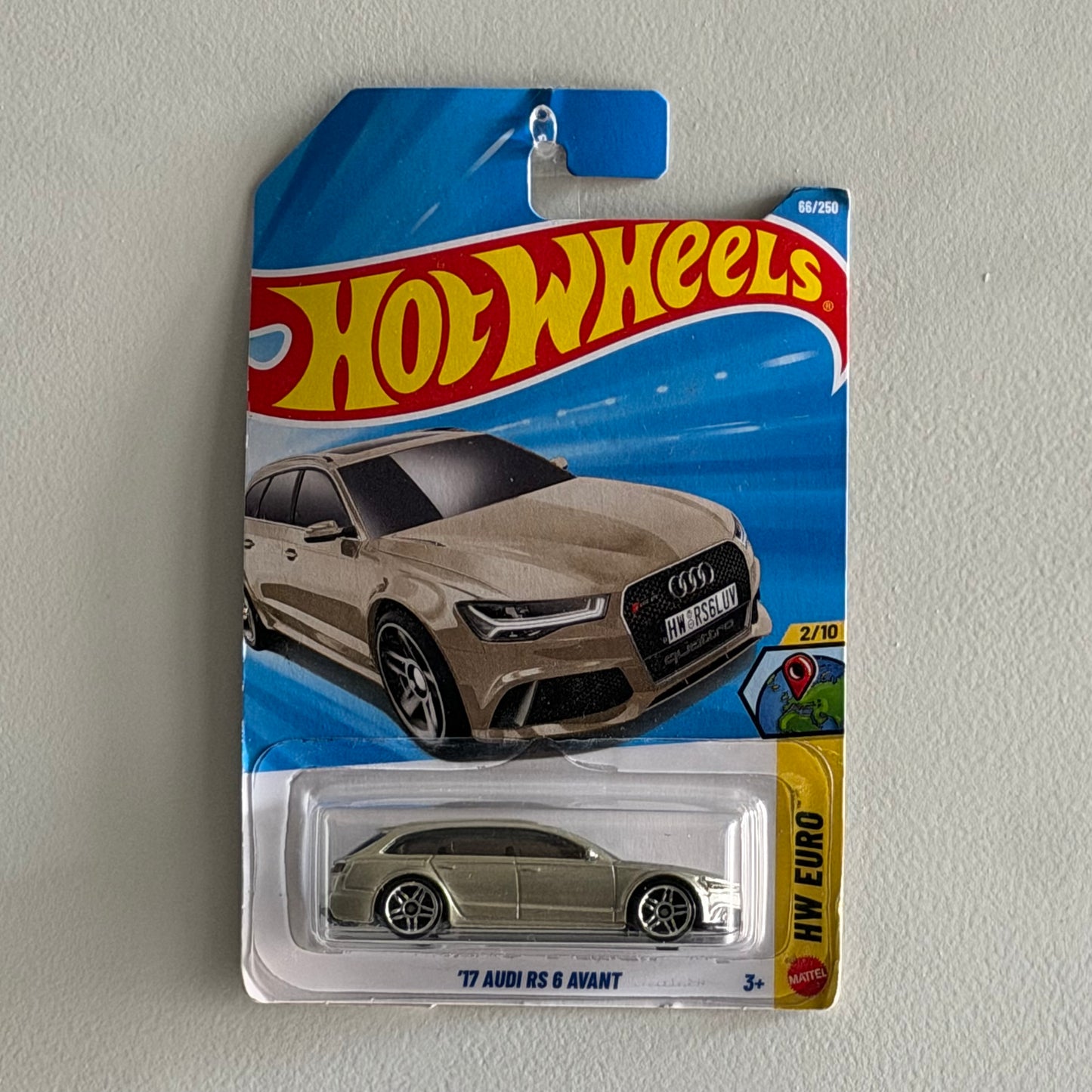 Hot Wheels ’17 Audi RS 6 Avant