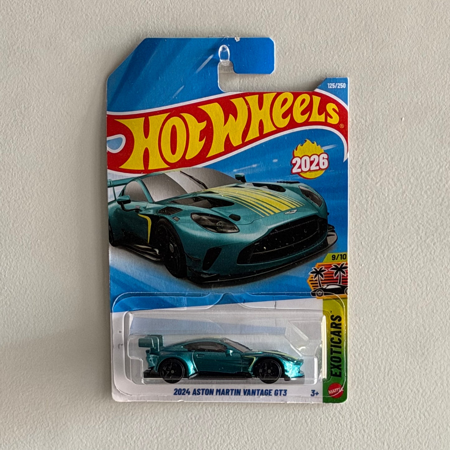 Hot Wheels 2024 Aston Martin Vantage GT3