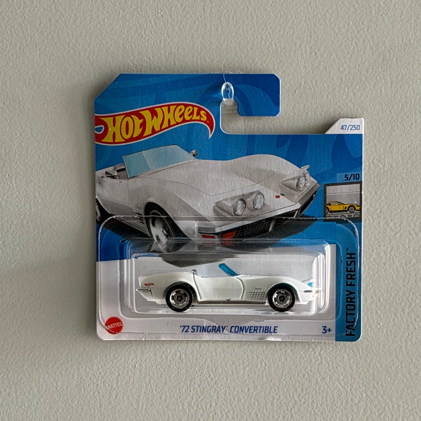 Hot Wheels ’72 Stingray Convertible
